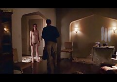 As travestis são forçadas a chupar carne vídeo pornô de mulher bem gostosa de homem.