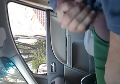 Tiny4K video sexo mulher com mulher enorme Pila espetada no rabo apertado pela rebelde de cabelo preto Lynn